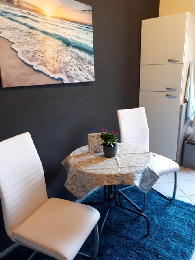 Ferienwohnung zum Schuster Halbe Exterior foto